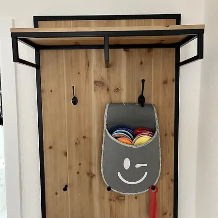 N&n - Mit Netflix - Workstation Im Zentrum *